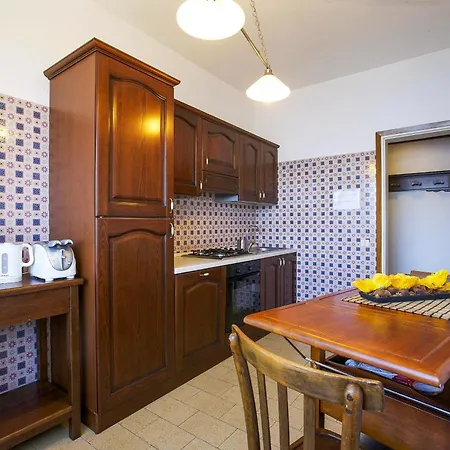 Casa Flavia *